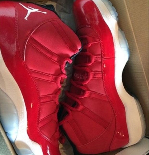 all red jordan 11