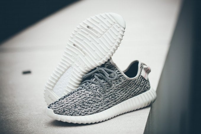 Adidas_Yeezy_Boost_350_Solebox_Onfeet_Pics_Berlin-7-von-15-680x453
