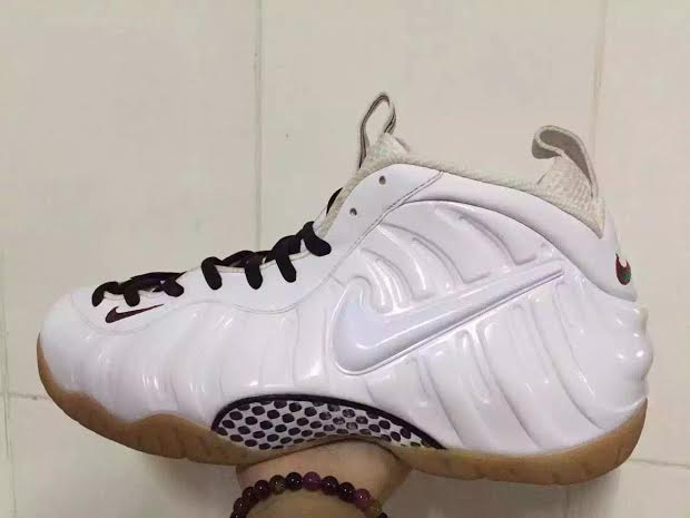 nike-air-foamposite-pro-white-gucci-photos-01
