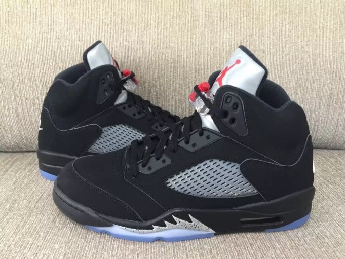 2016-air-jordan-5-og-black-metallic-3-681x511