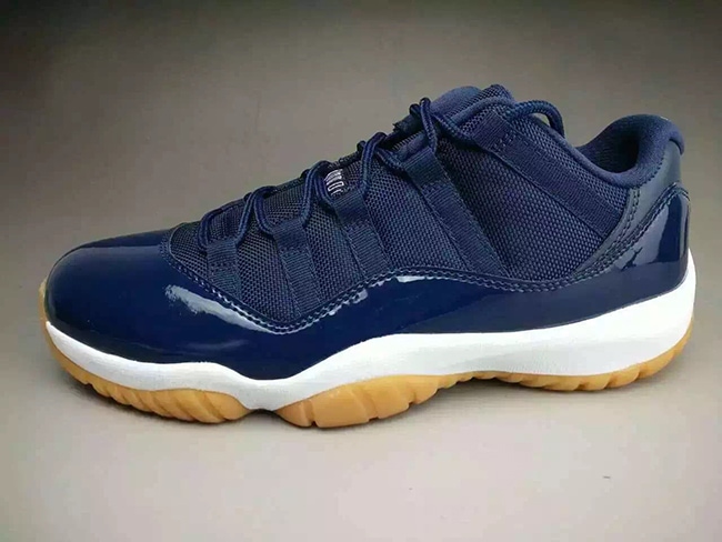 air-jordan-11-low-midnight-navy-gum-1-1