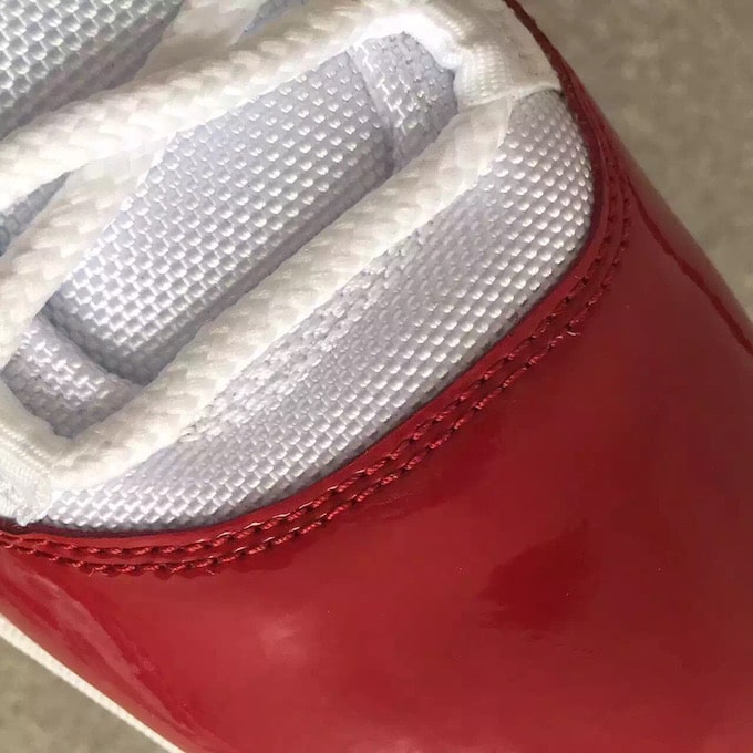 air-jordan-11-low-white-varsity-red-4