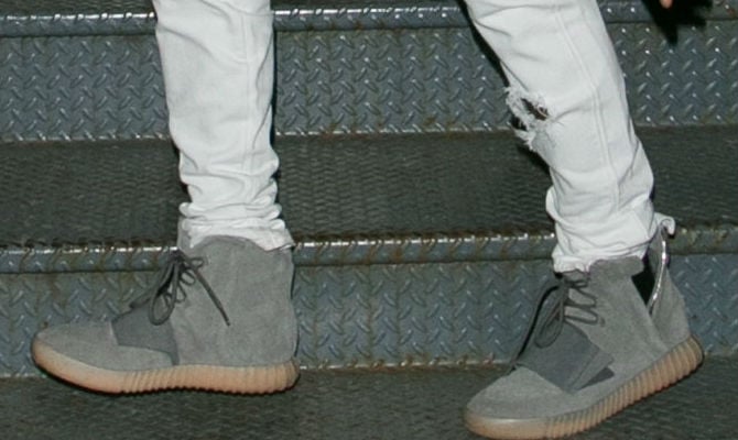 adidas-yeezy-750-boost-grey-gum-3