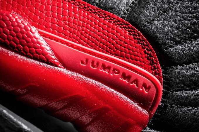 air-jordan-12-retro-flu-game-black-red-3