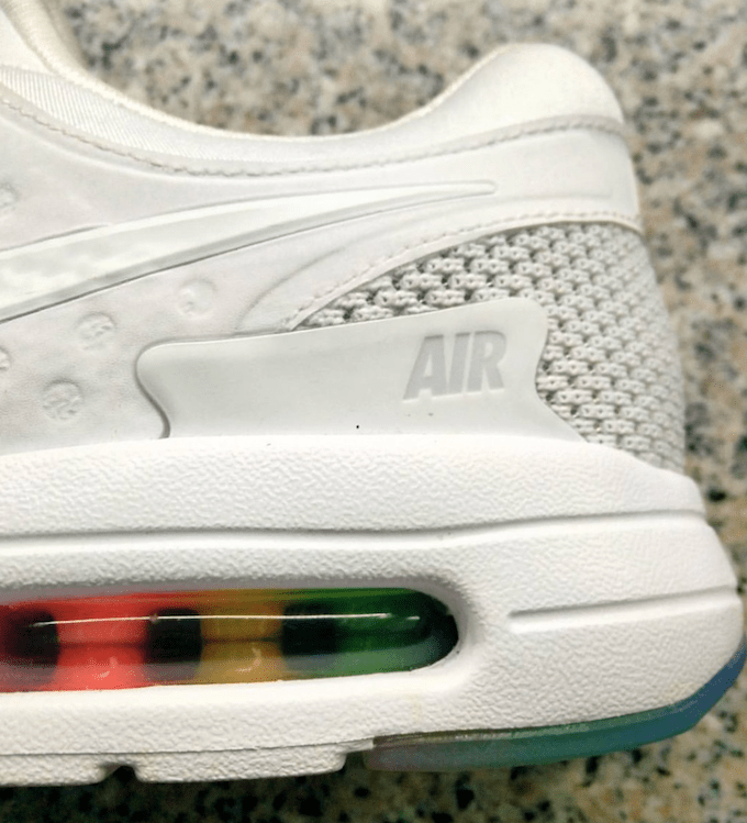 nike-air-max-zero-be-true