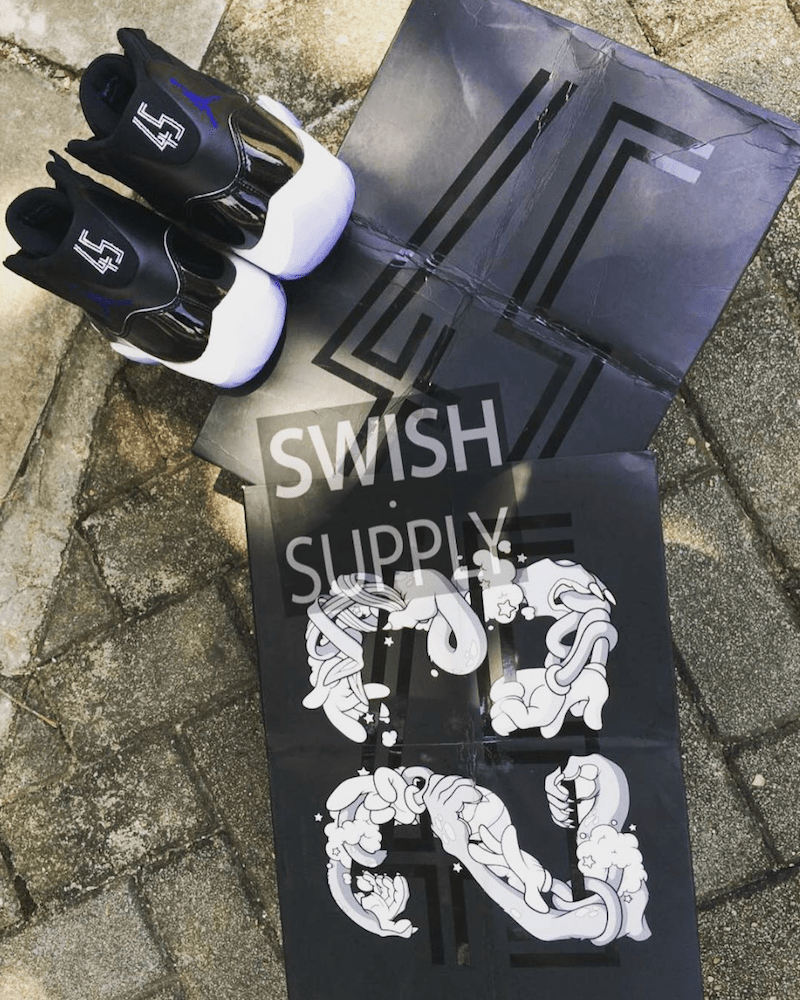 Looney-Tunes-Air-Jordan-11-Space-Jam-2016-Packaging-1