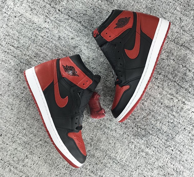 Air Jordan Retro 1 High OG "Bred"