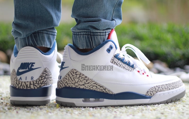 Air Jordan 3 OG True Blue 2016