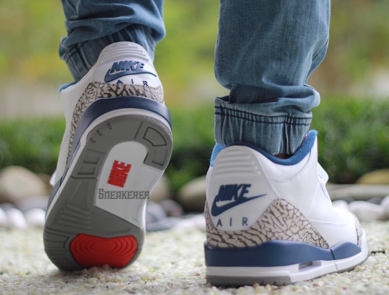 Air Jordan 3 OG True Blue 2016