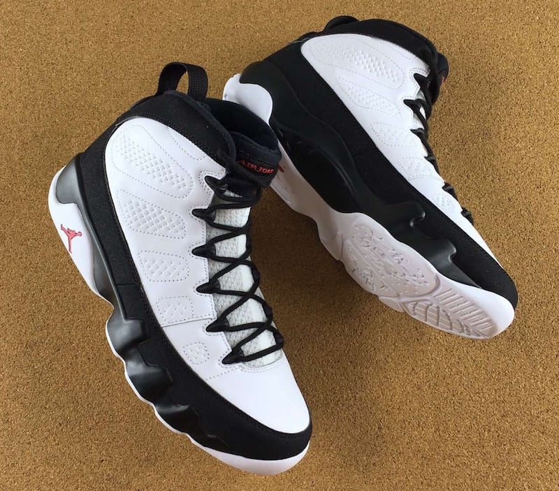 Air Jordan 9 OG Playoffs