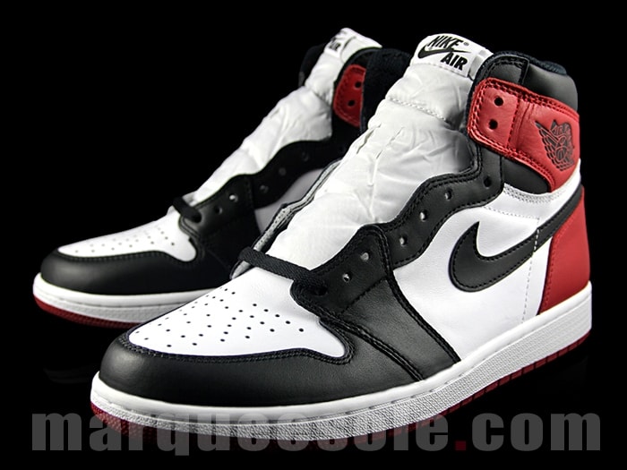 Air Jordan 1 Black Toe 2016