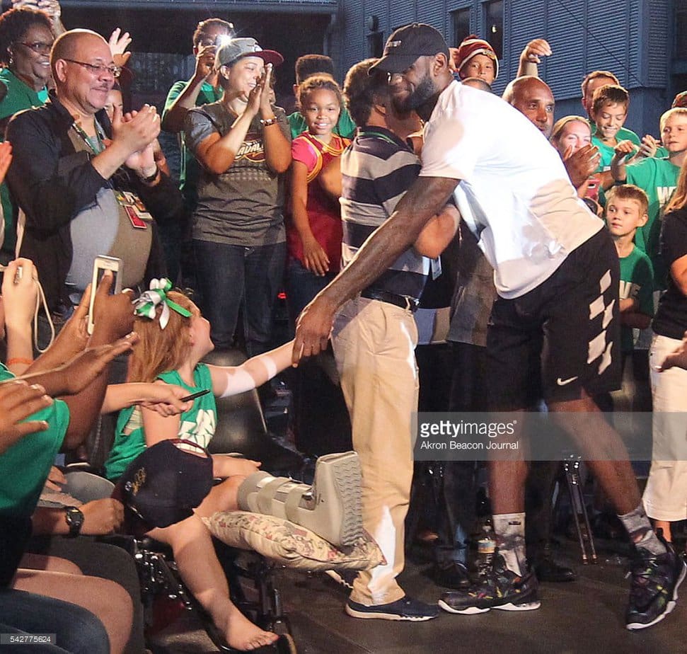 lebron-james-lebron-13-low-parade