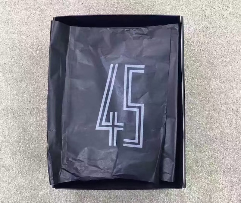space-jam-air-jordan-11-packaging-2