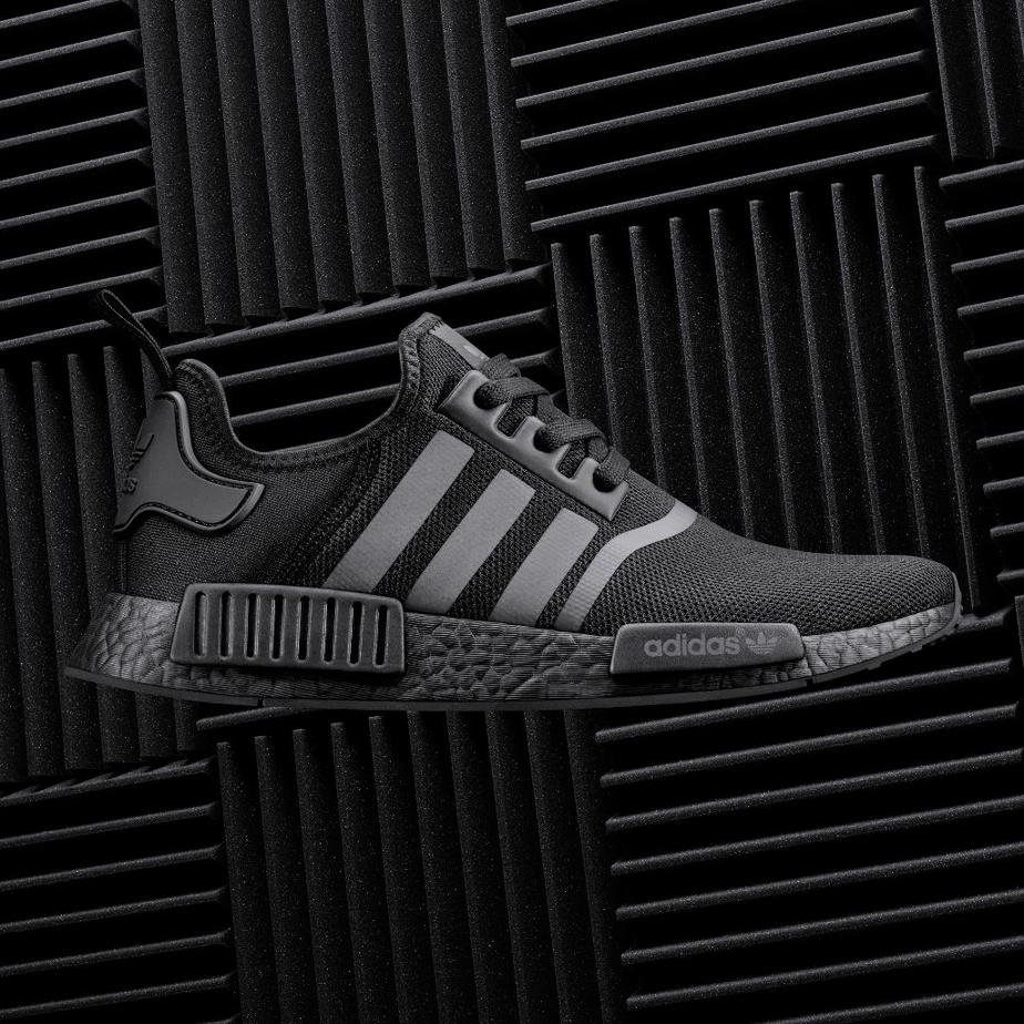 adidas NMD R1 Triple Black