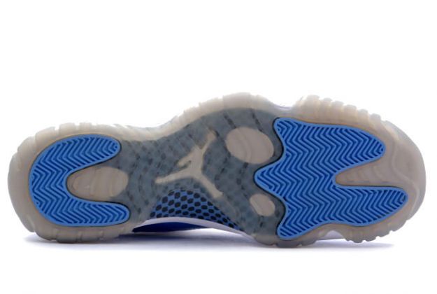 Air Jordan 11 Low Columbia 2017