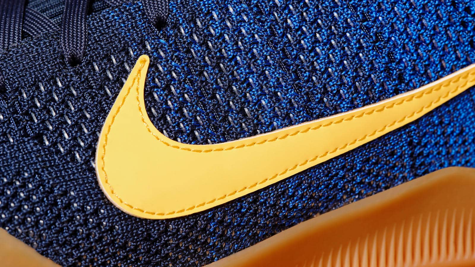 Nike Kobe 11 Elite Low Mambacurial
