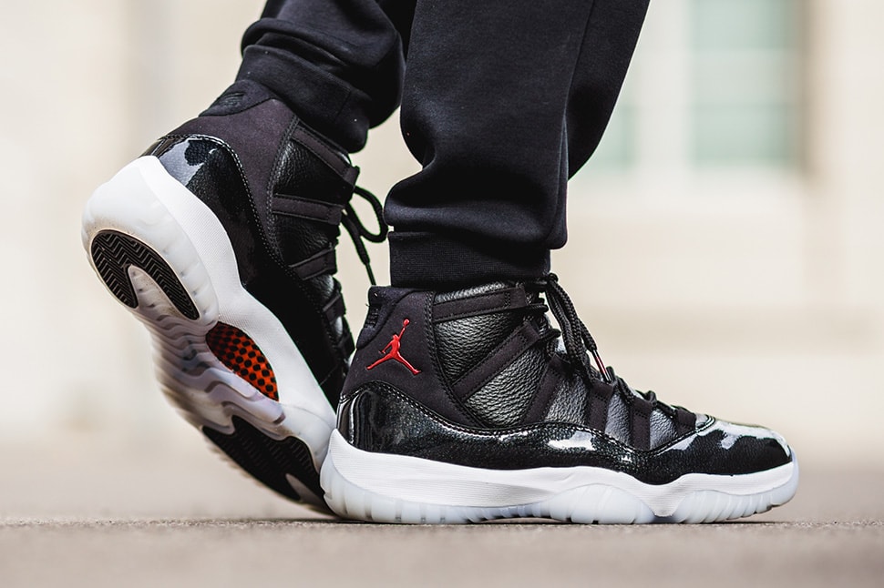 air-jordan-11-72-10-378037-002