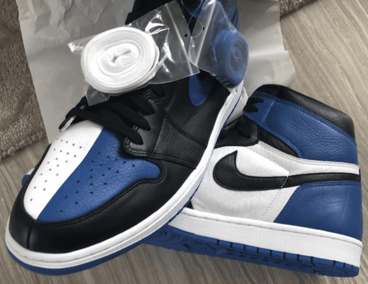 hand Look nike mens air jordan retro i 1 low game royal white OdegardcarpetsShops Air Jordan 1 Board of Governors In