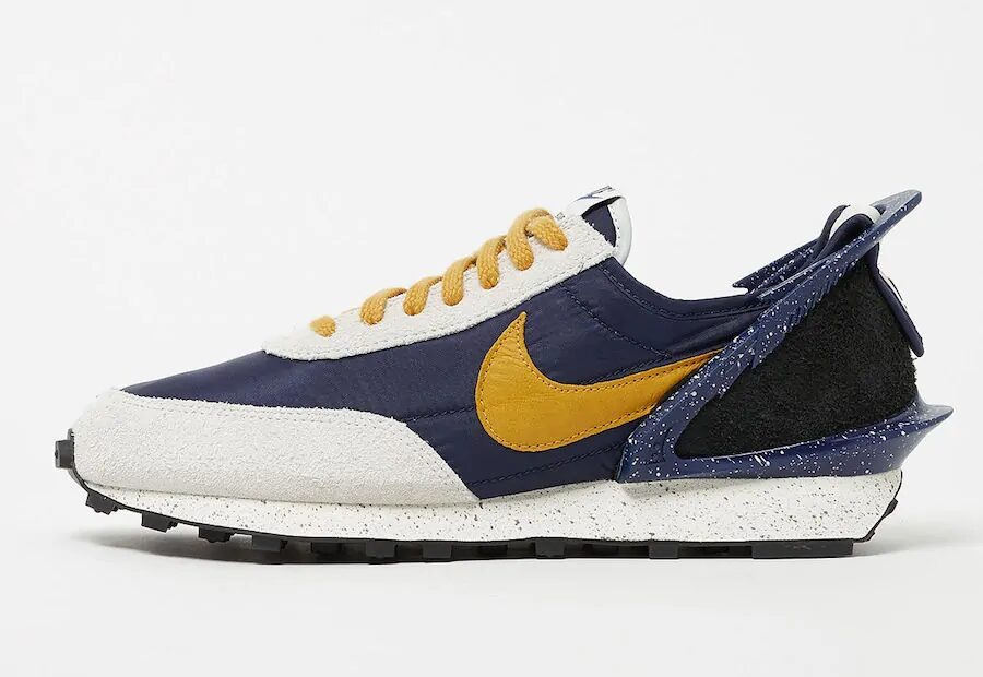 478d718a Undercover Nike Daybreak Obsidian Gold Dark CJ3295-400