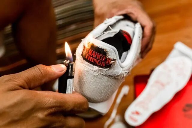 Stanger Things Nike Tailwind 79