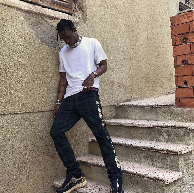 Travis Scott x Nike Air Force 1 in Kid’s Sizing