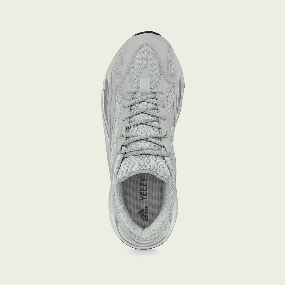 adidas Yeezy Boost 700 V2 "hospital Blue"