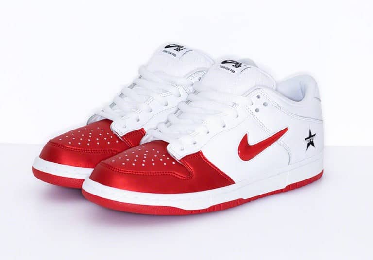 Supreme X Nike SB Dunk Low