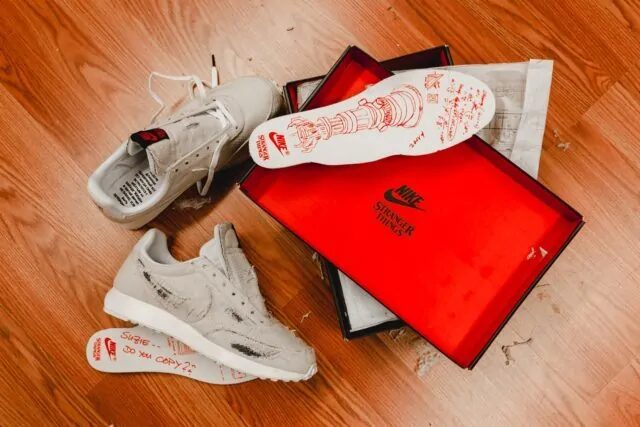 Stanger Things Nike Tailwind 79