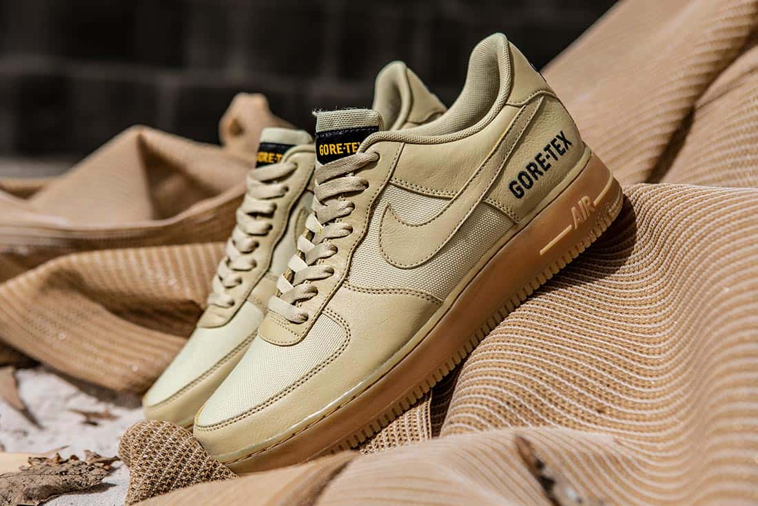 Nike Air Force 1 Gore Tex Beige Left
