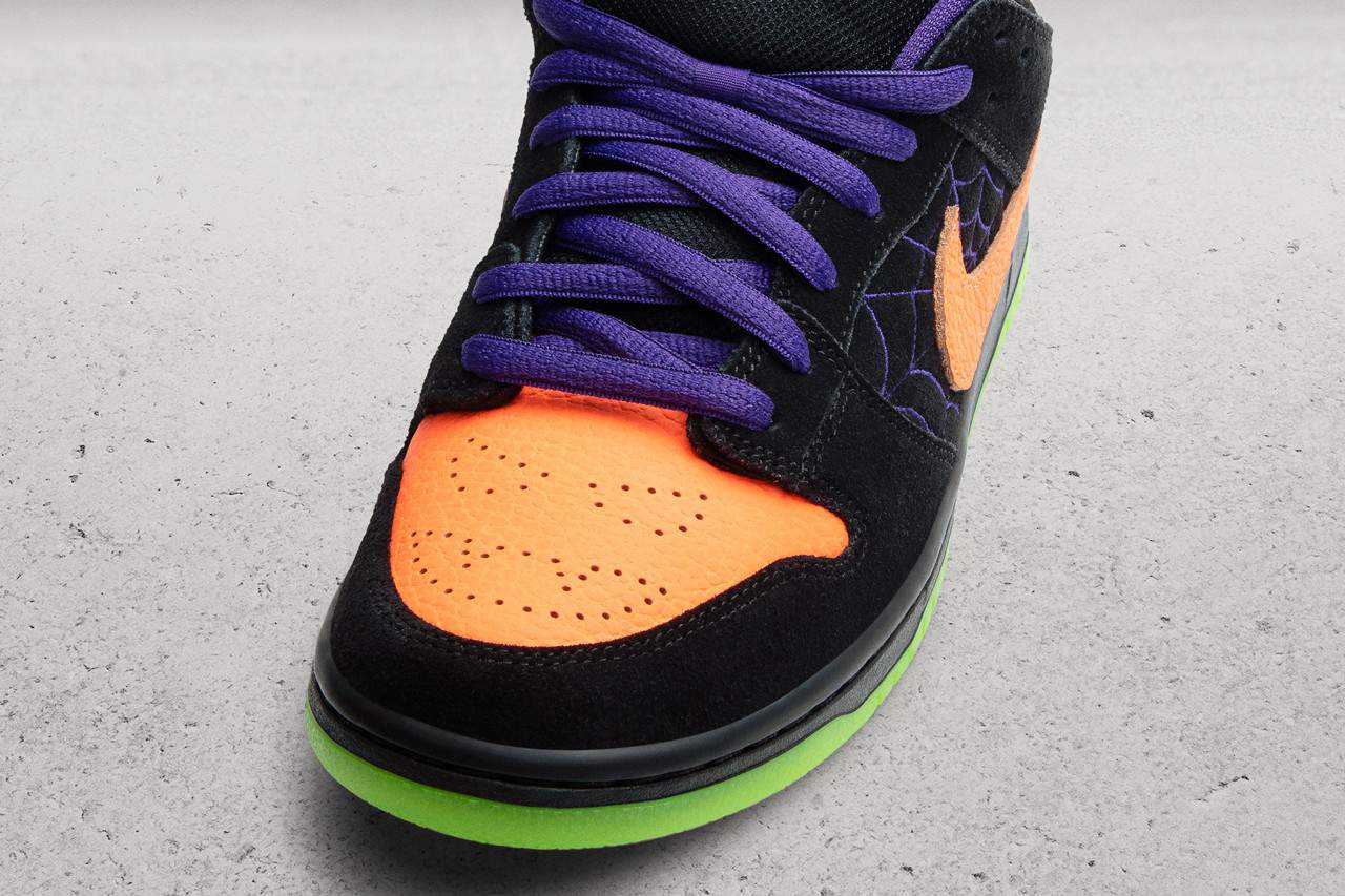 Nike SB Dunk Low Night Of Mischief Halloween