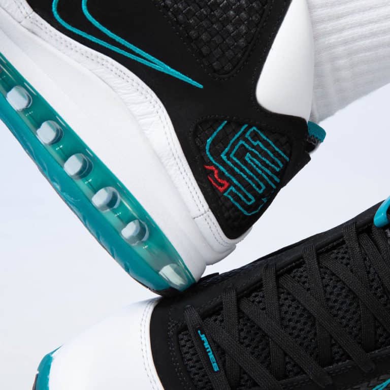 Nike Lebron 7 "Red Carpet"
