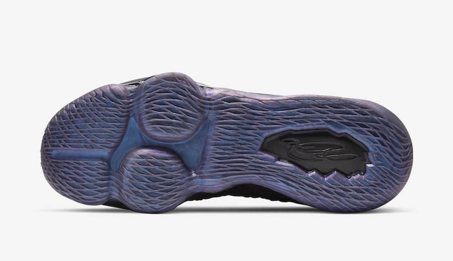 Nike LeBron 17 Currency