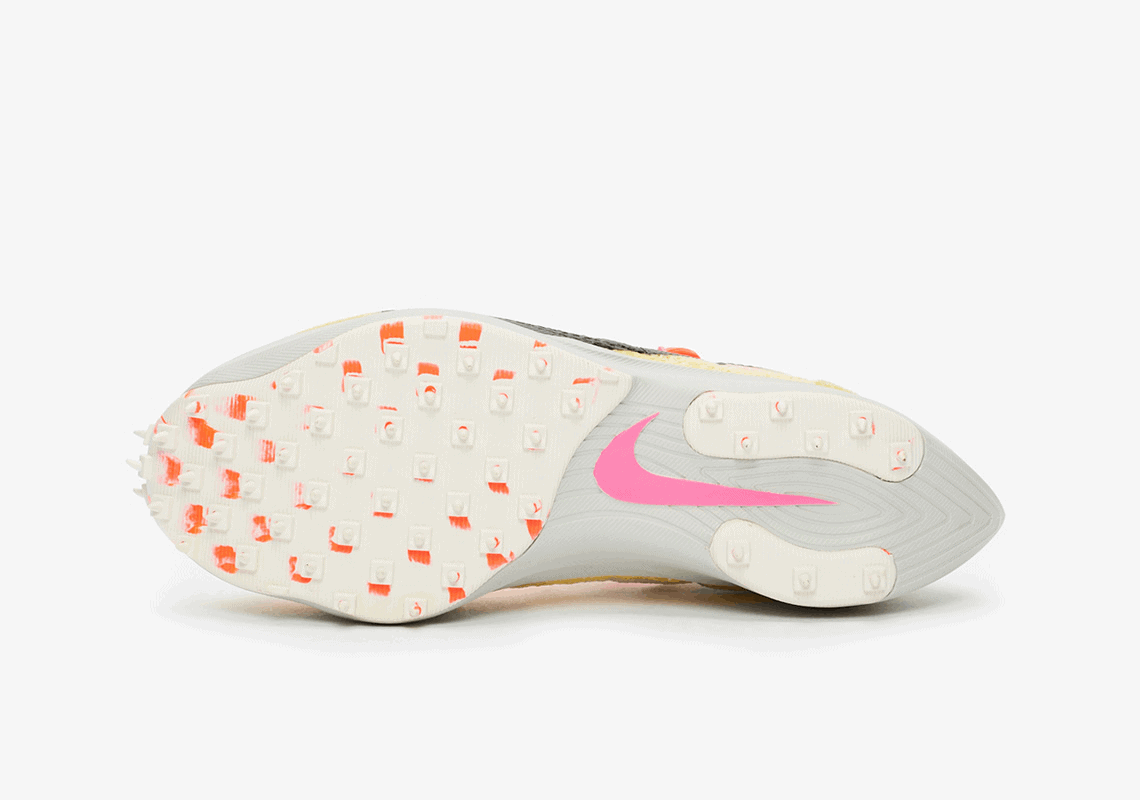 Off White x Nike Vapor Street Yellow