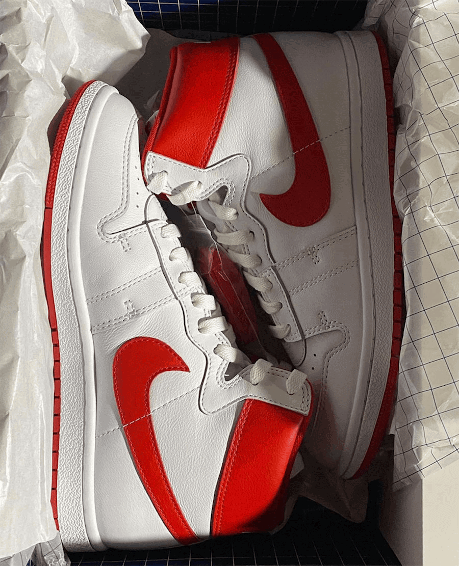 1984 Air Ship PE x 1985 Air Jordan 1 “New Beginnings” Pack