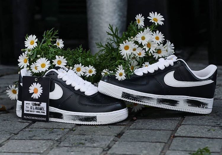 G Dragon x Nike Air Force 1