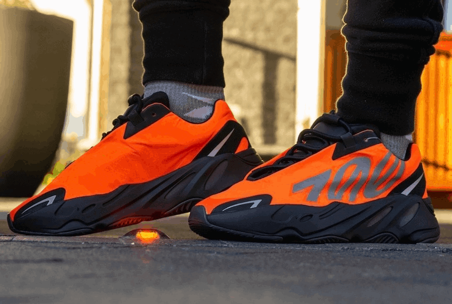adidas 700 MNVN Orange