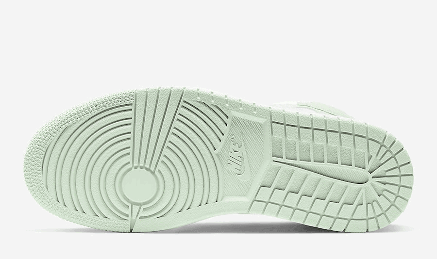 Air Jordan 1 Mid Takes on “Spruce Aura”
