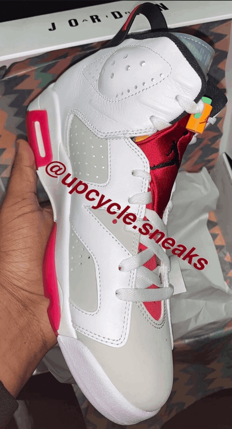 Air Jordan 6 "Hare"