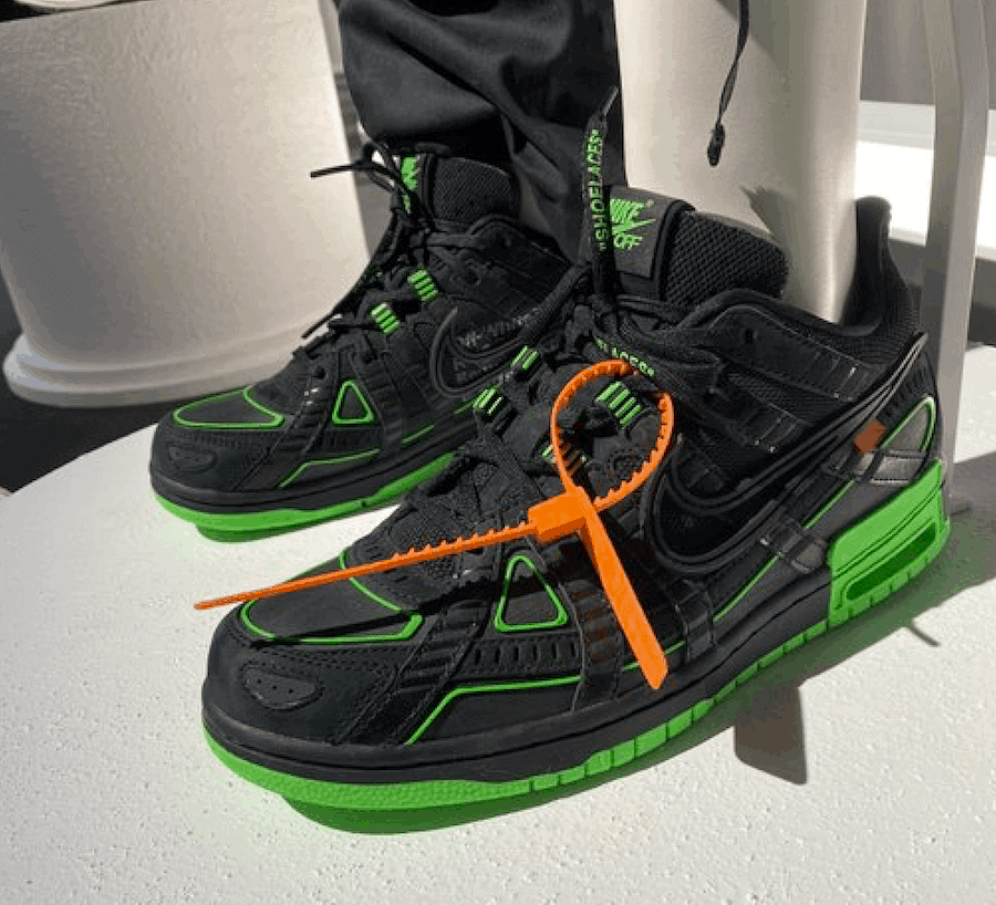 Off-White x Nike Air Rubber Dunk “Green Strike”
