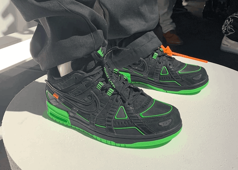 Off-White X Nike Nee York Fashion Week