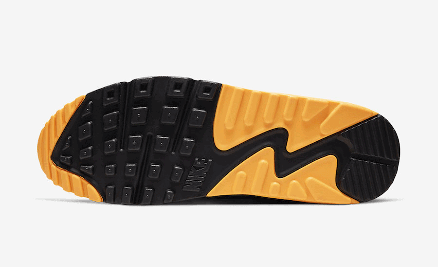 This Nike Air Max 90 Appears in New York Knicks Colors
