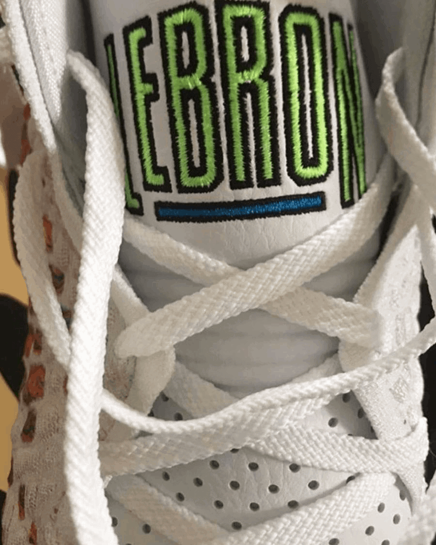 Nike LeBron 17 “Command Force”