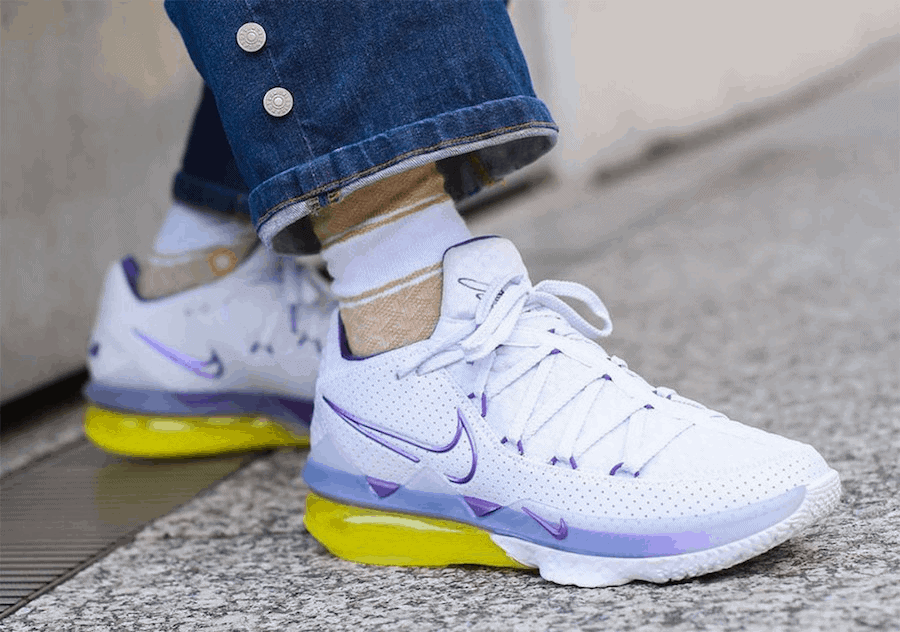 Nike LeBron 17 Low “lakers Home”