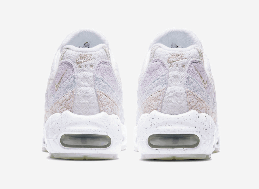 Nike Equips the Air Max 95 with Lace and Spring Flowers