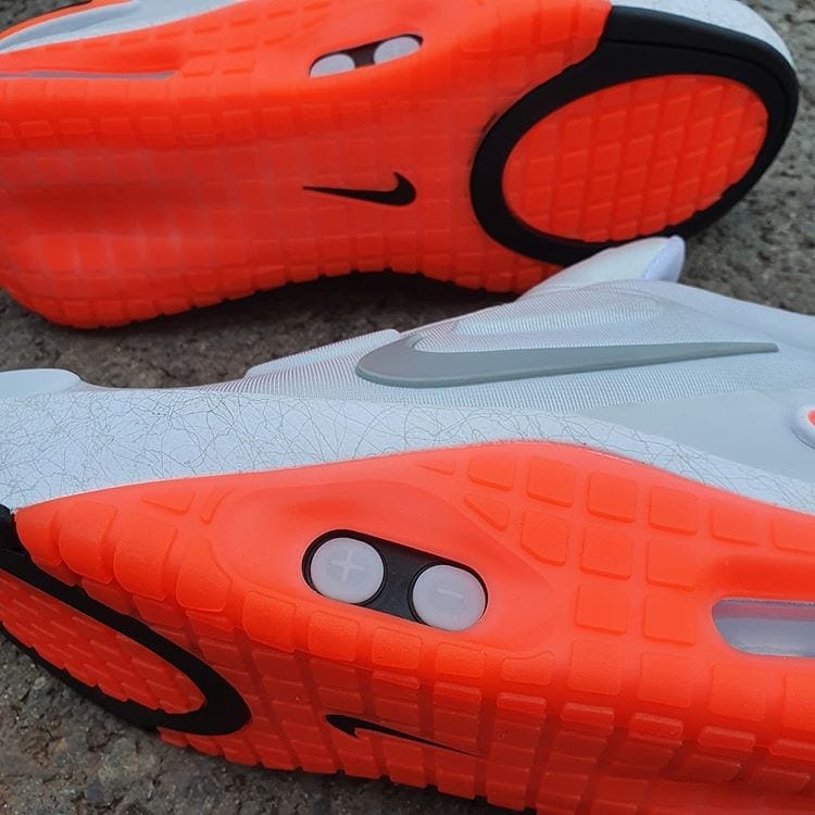 Nike Adapt Le 01