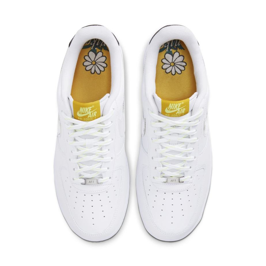 Nike Air Force 1 Low "Daisy" Available Now