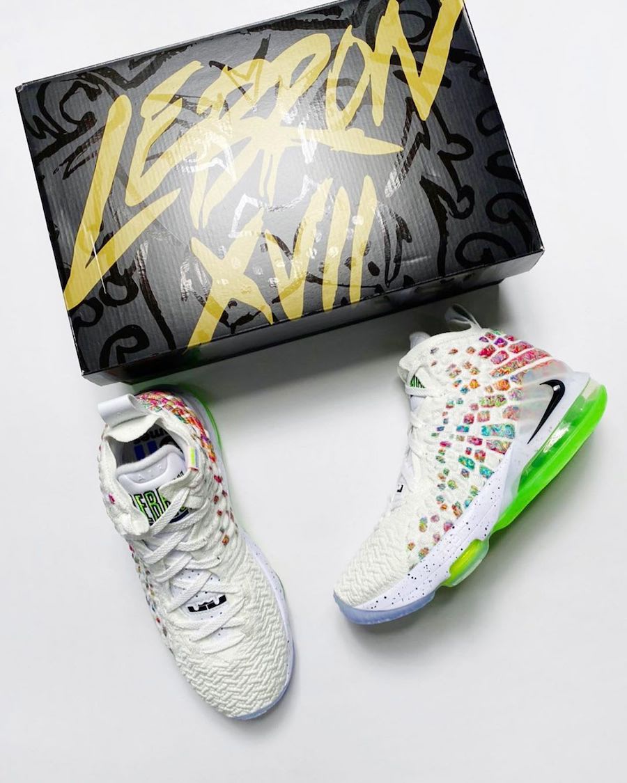 Nike LeBron 17 “command Force”