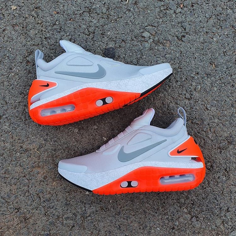 Nike Adapt Le 01