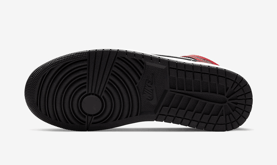 Air Jordan 1 Mid “Chicago Black Toe” Just Dropped