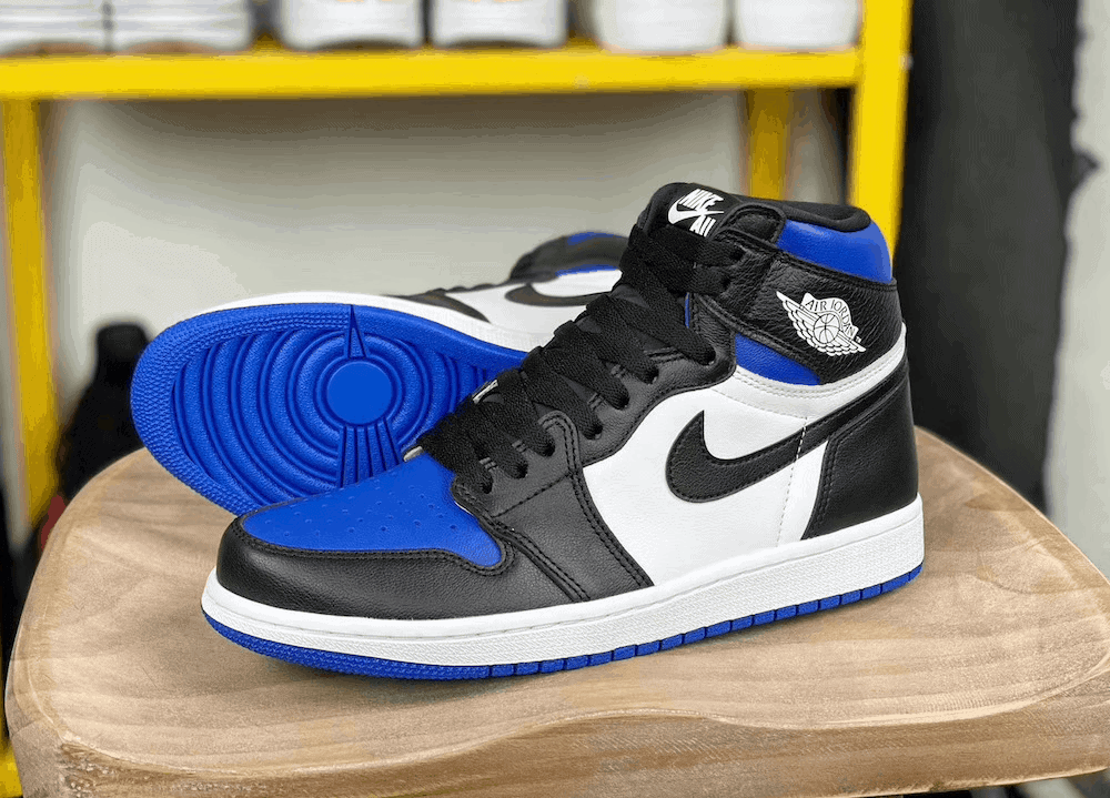 More Images of the Air Jordan 1 High OG "Game Royal"